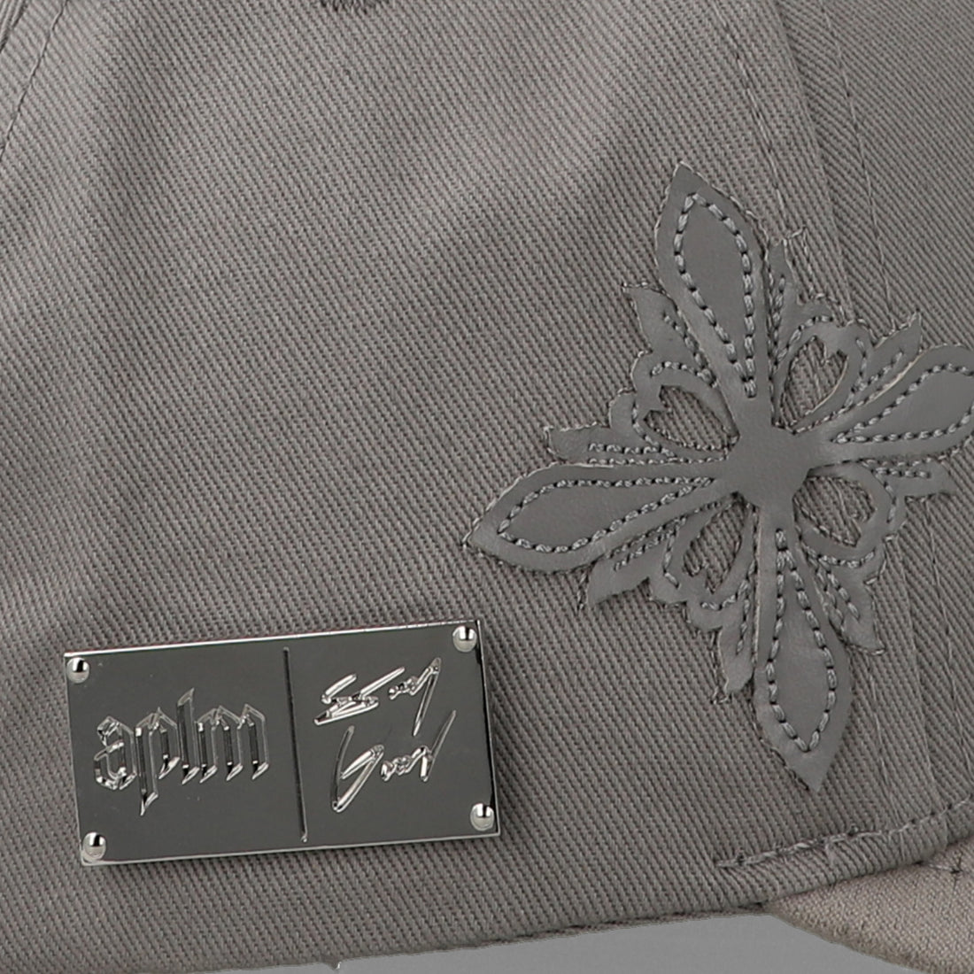 Gorra AP Chrome Gris